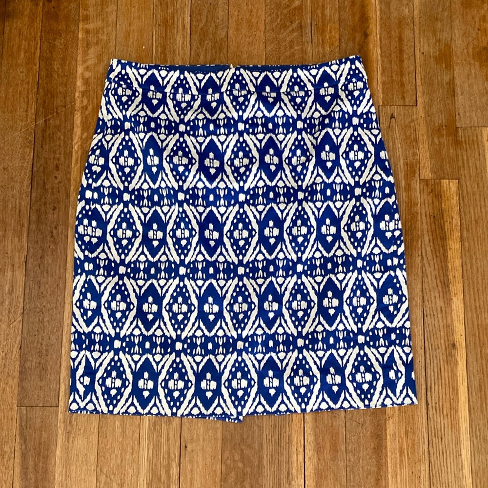 J Crew The Grotto Blue White Pencil Skirt - Women’s Size 4 Stretch Knee Length